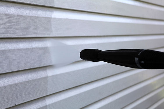 Washing Vinyl Siding